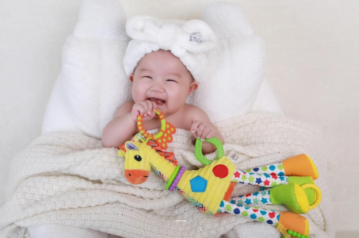 吐鲁番宝宝不吃奶瓶怎么办