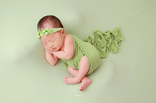 吐鲁番纠正宝宝偏头妙招